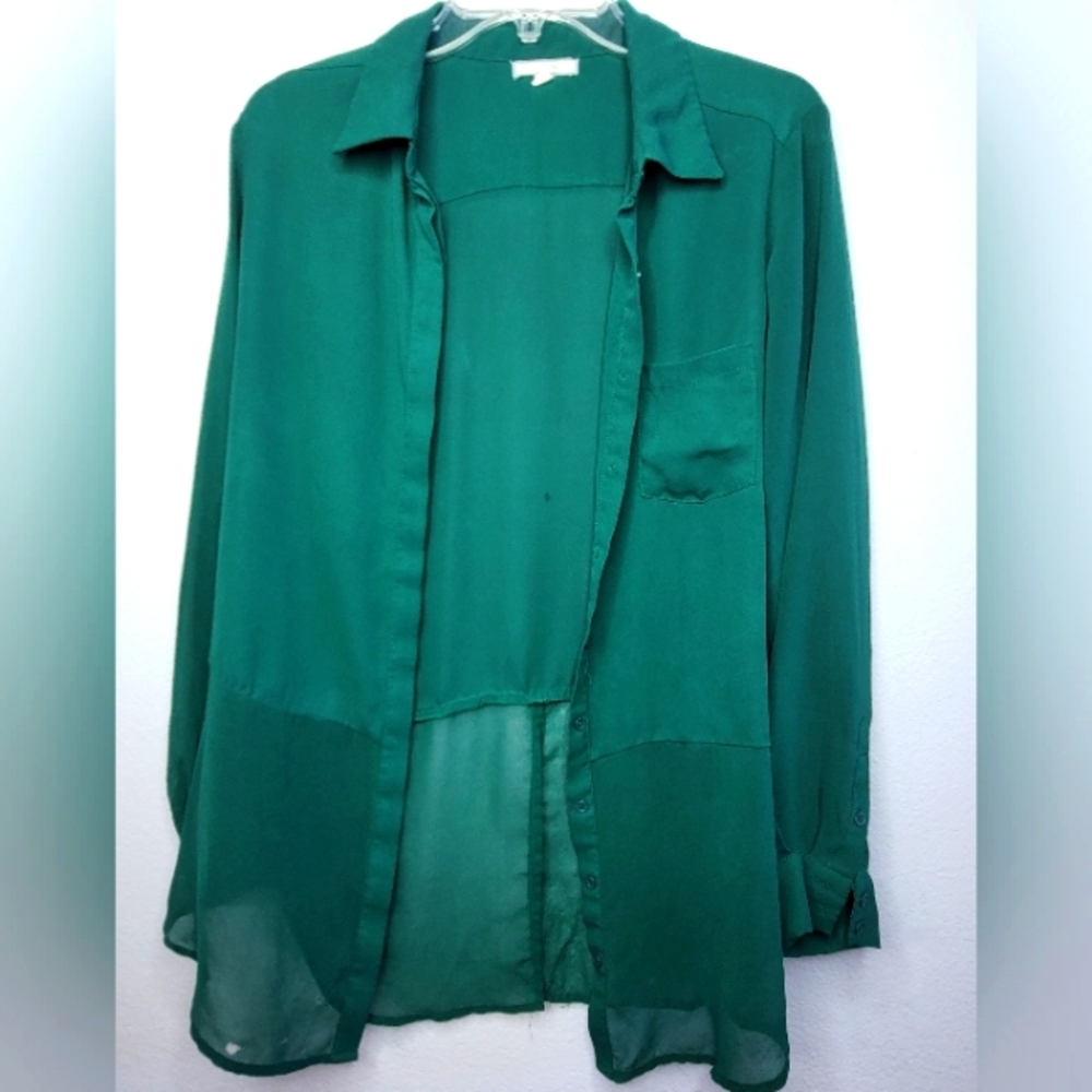 Pleione Split Back Sheer Button Up Dark Green W Shirt Pocket Medium Lightweight